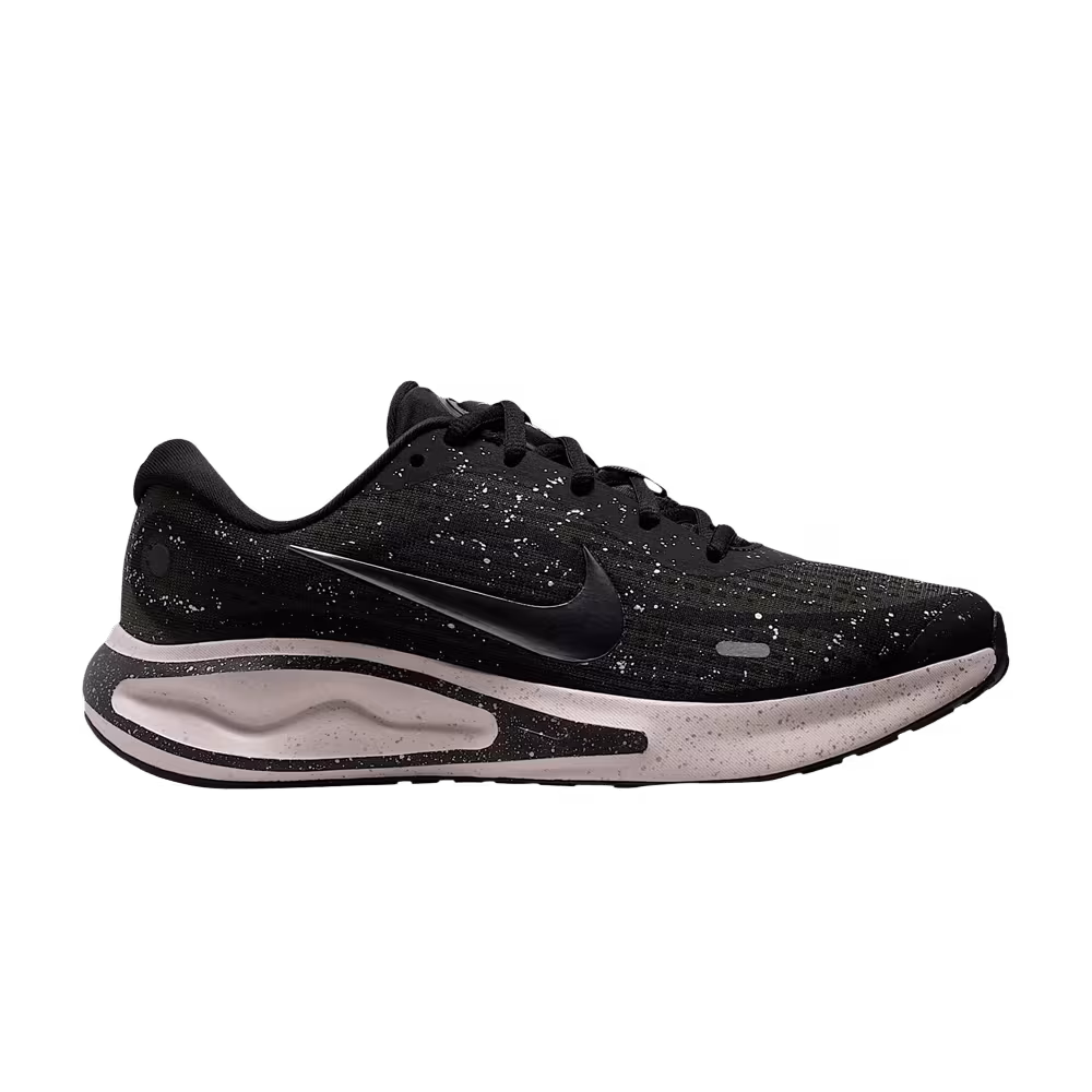 Nike Women's Journey Run Black/Metallic Silver/Cave Purple/Metallic Dark Grey