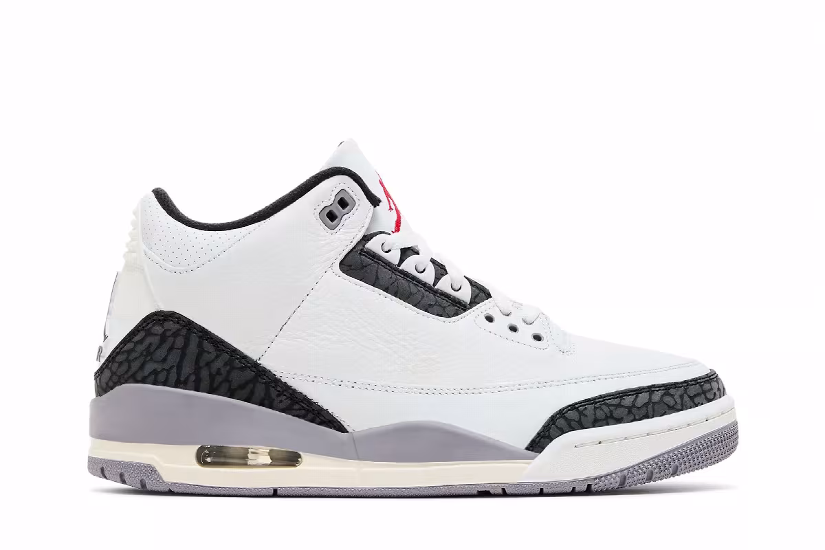 Air Jordan 3 Cement Grey, view 2