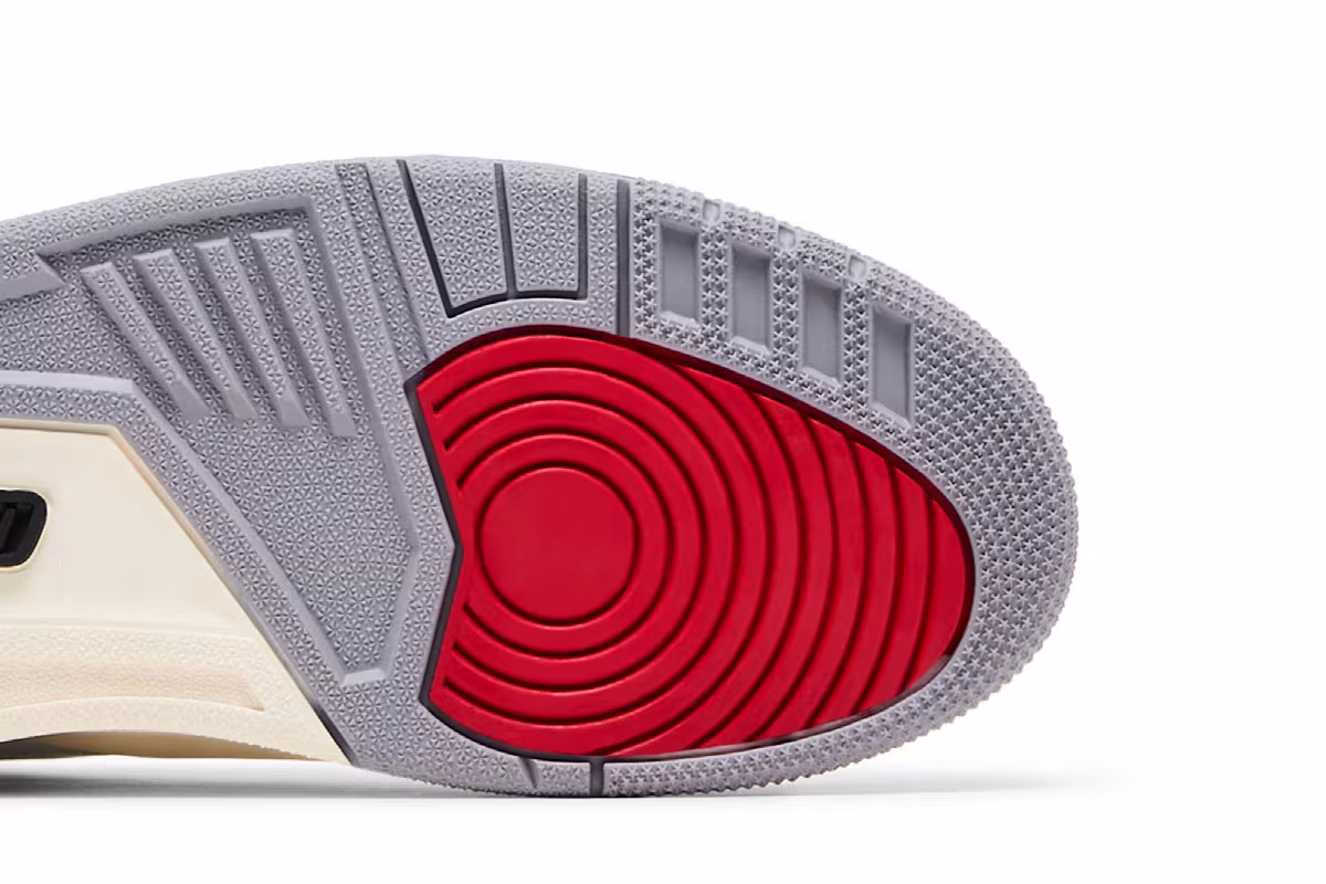 Air Jordan 3 Cement Grey, view 6