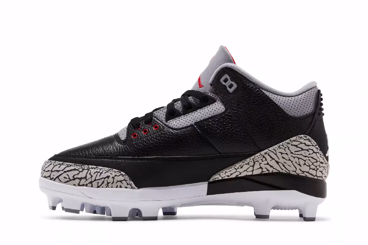 Air Jordan 3 MCS Black Cement, view 4
