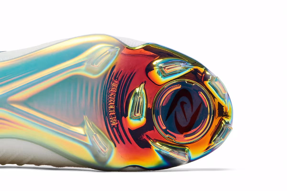 Nike Phantom Luna 2 Elite AS FG Chromatic Pack, view 6