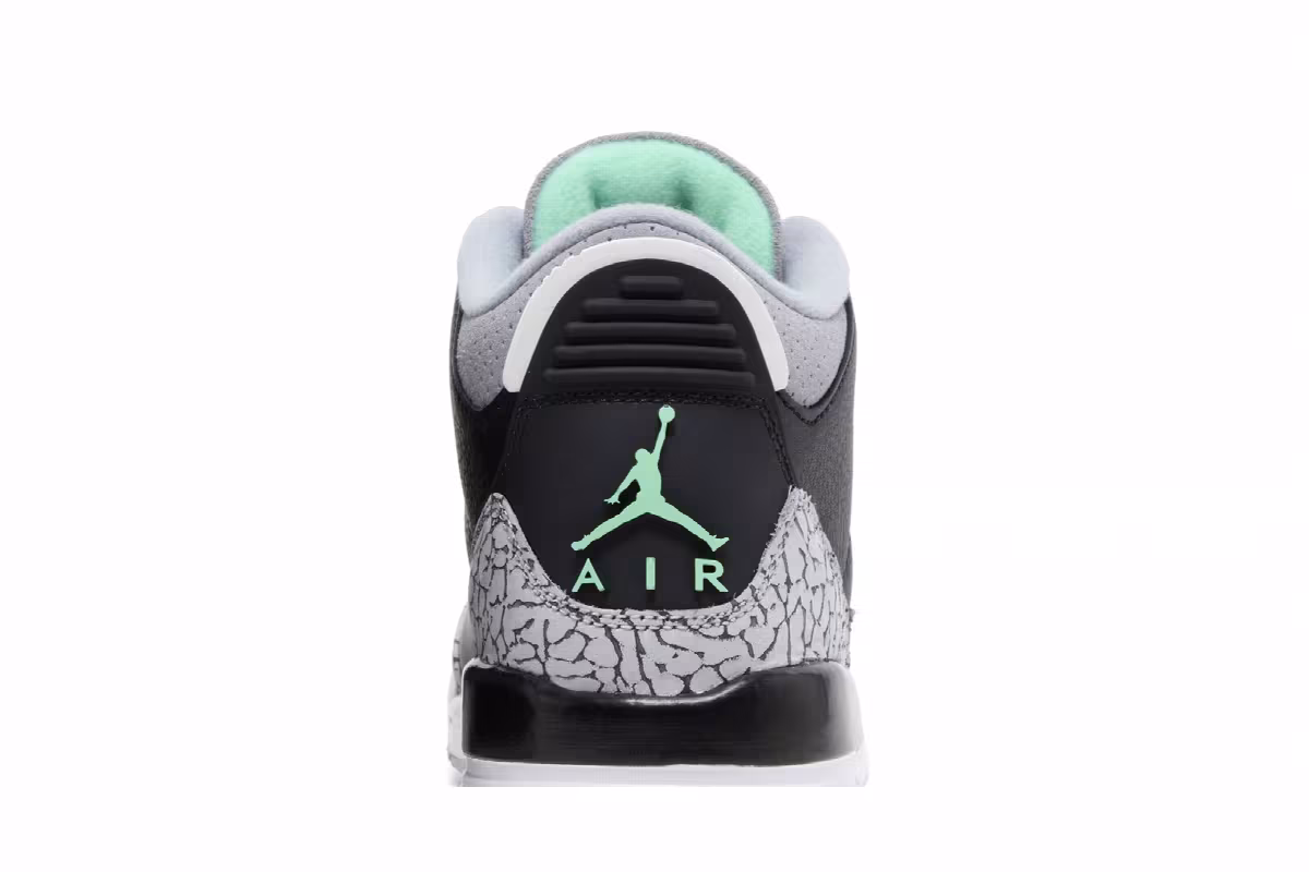 Air Jordan 3 GS Green Glow, view 8
