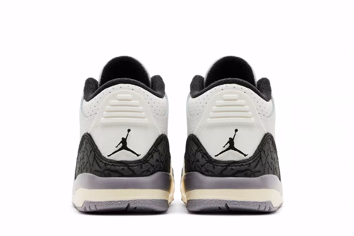 Air Jordan 3 TD Cement Grey, view 7