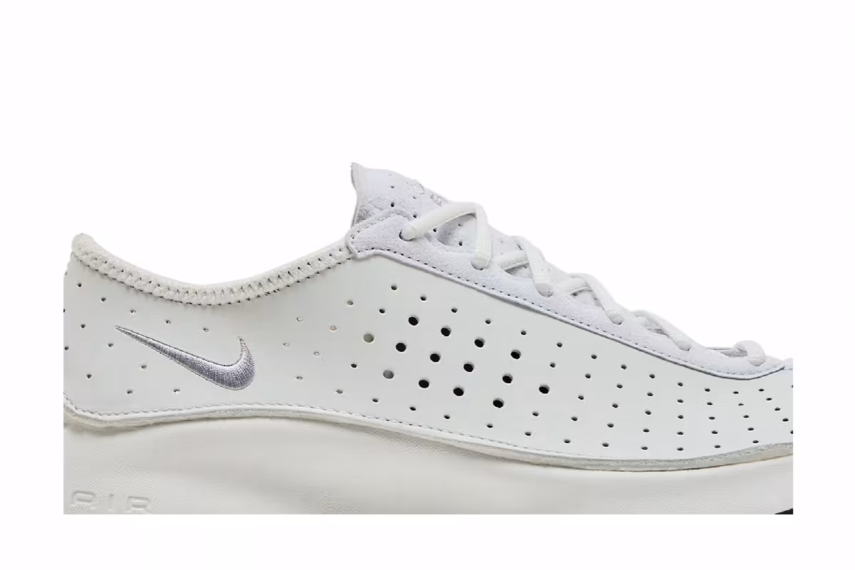 Nike Women's Air Superfly Summit White Metallic Silver, view 3