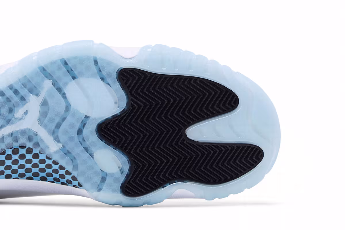 Air Jordan 11 Legend Blue / Columbia 2024, view 6