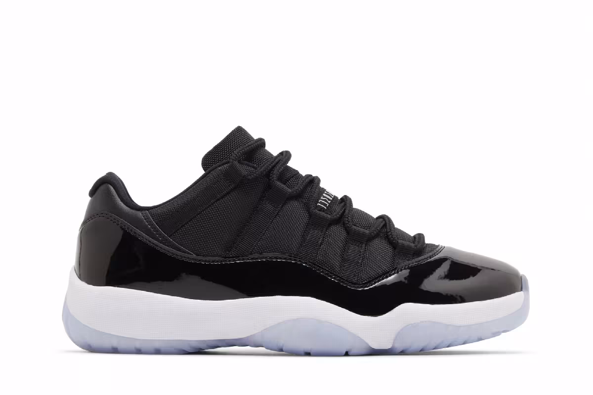 Air Jordan 11 Low Space Jam, view 2