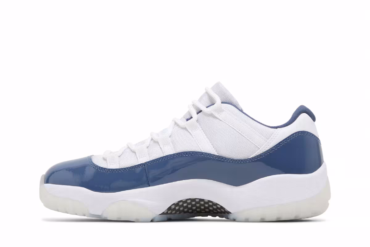 Air Jordan 11 Low Diffused Blue, view 4