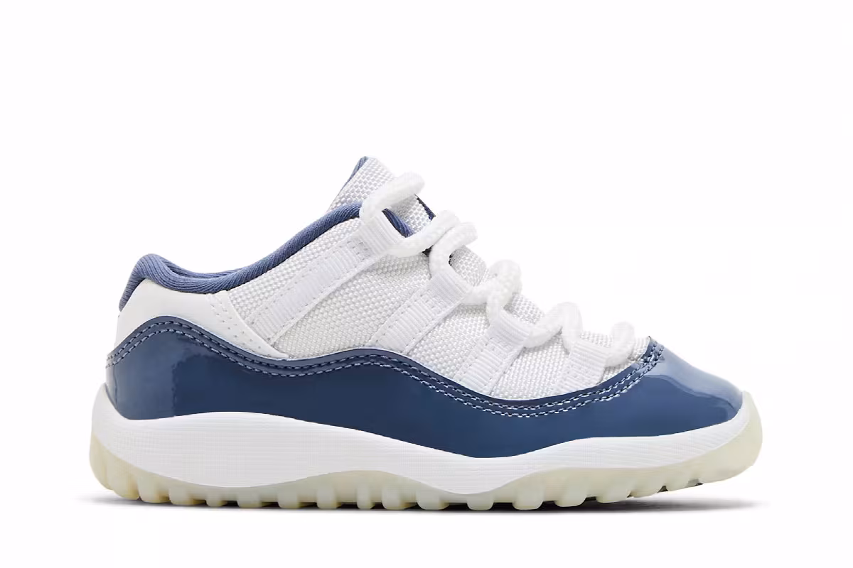 Air Jordan 11 Low TD Diffused Blue, view 2
