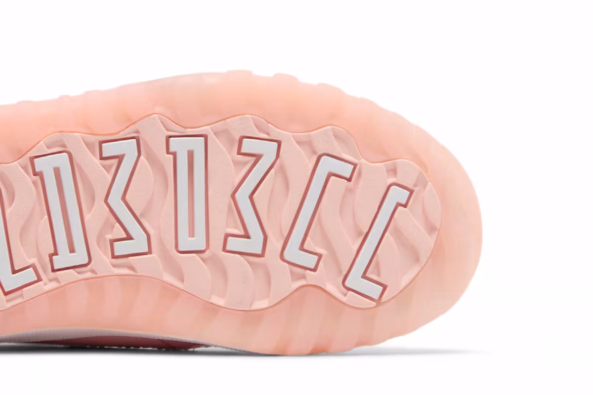 Air Jordan 11 Low TD Legend Pink, view 6