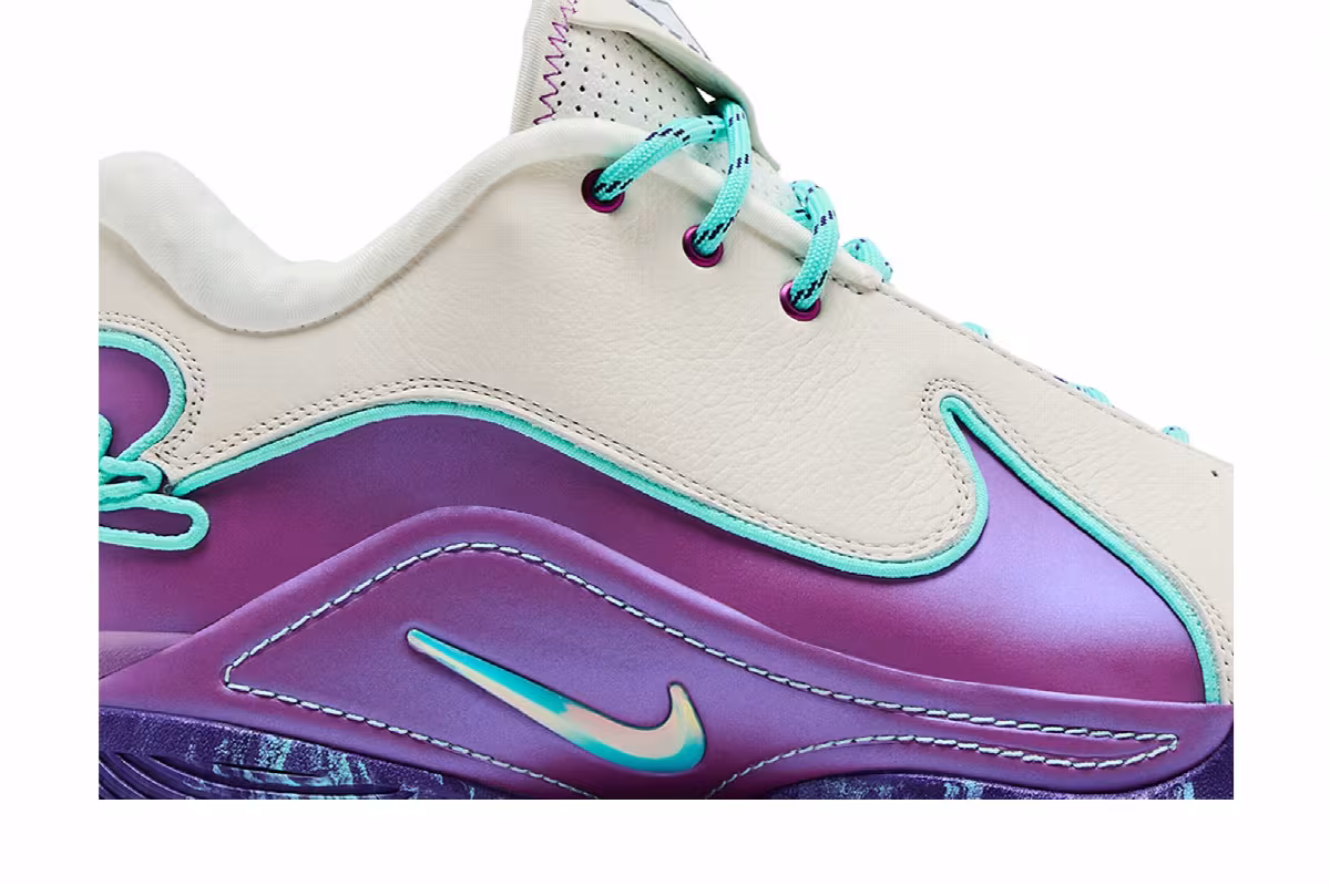 Nike Men's LeBron 22 Frozen Grapes, view 3