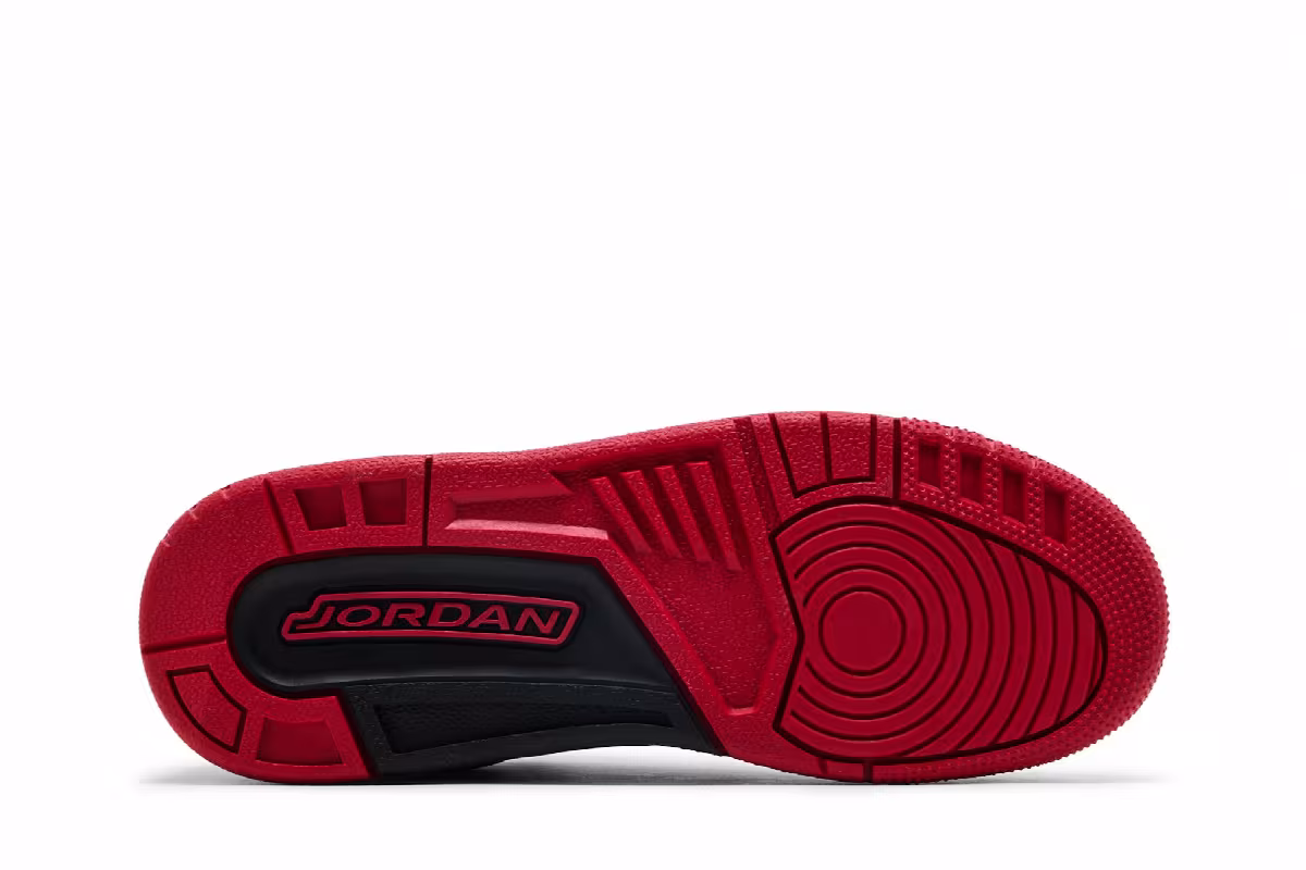 Air Jordan Spizike Low GS Bred, view 5