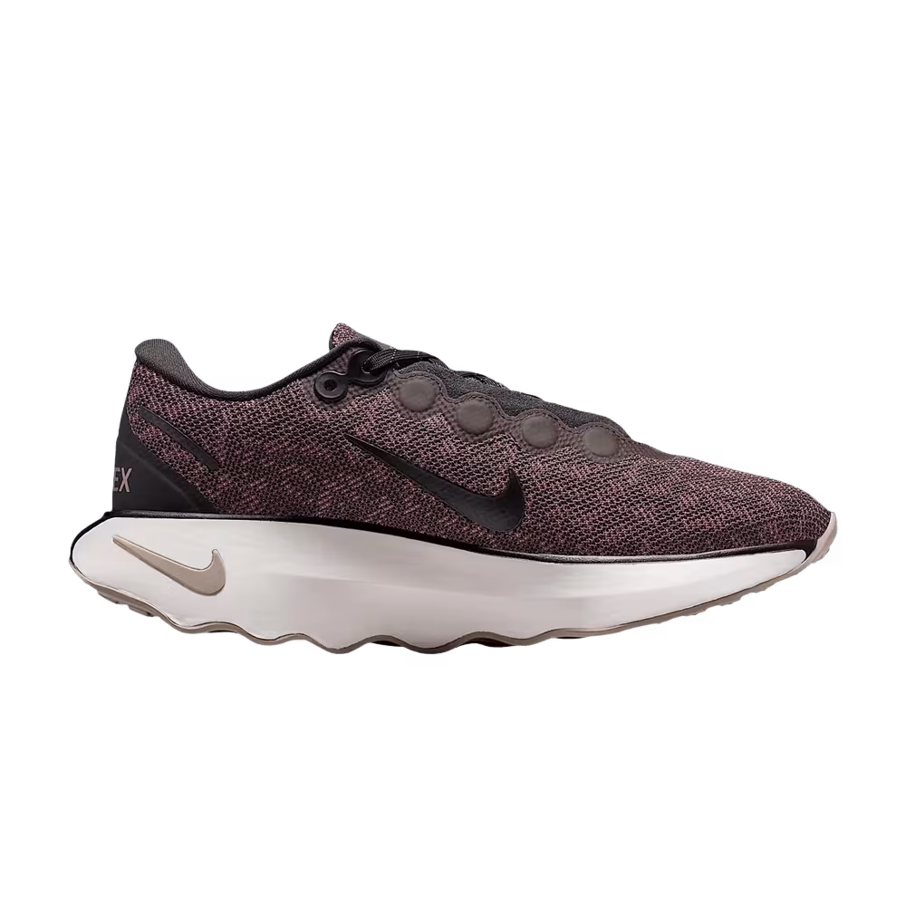 Nike Women's Motiva GORE-TEX Cave Stone Black