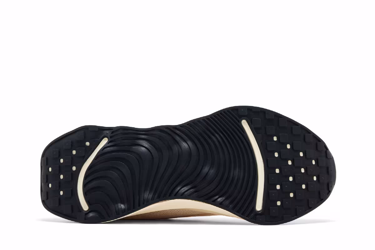 Nike Women's Motiva GORE-TEX Guava Ice, view 5