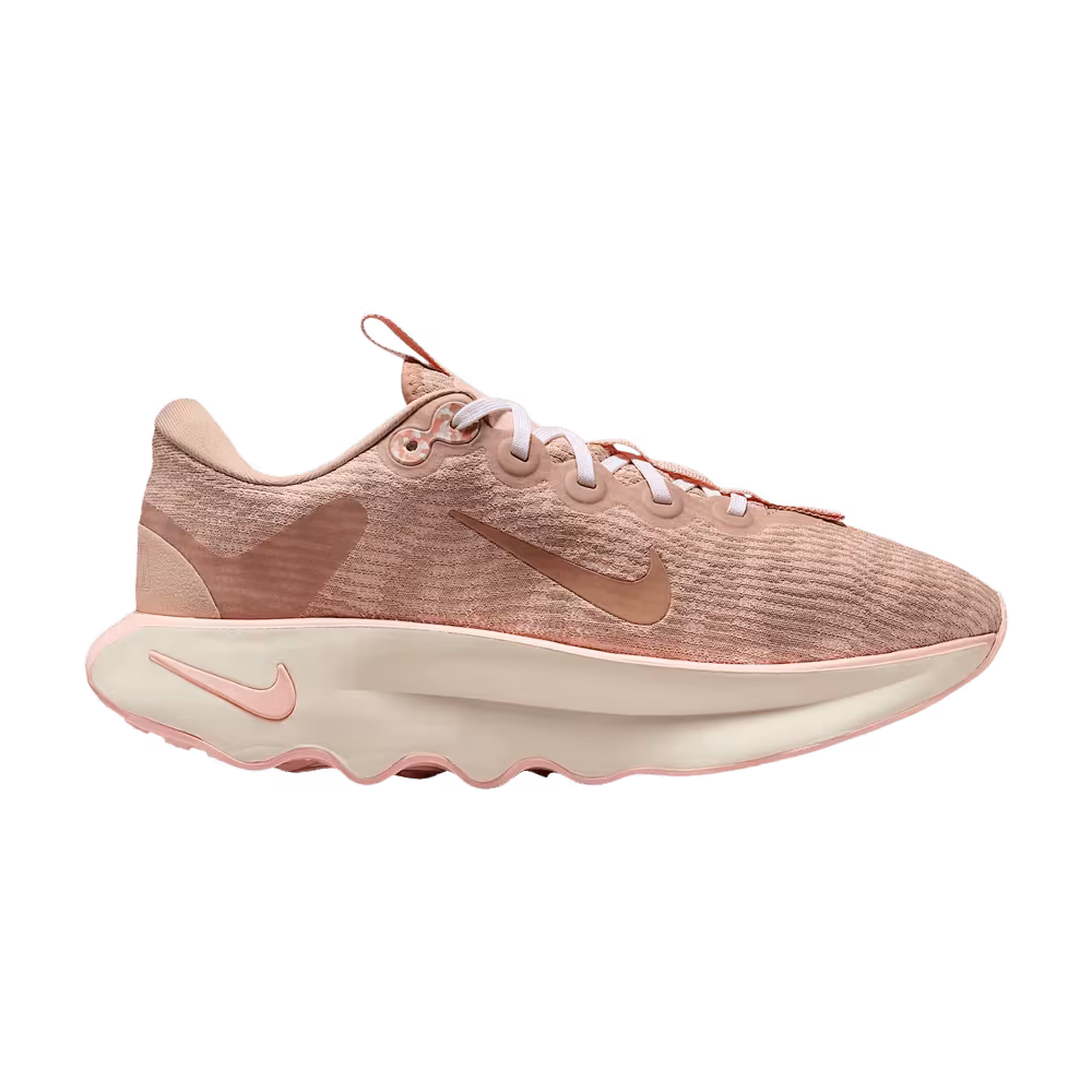 Nike Women's Motiva Linen Washed Coral