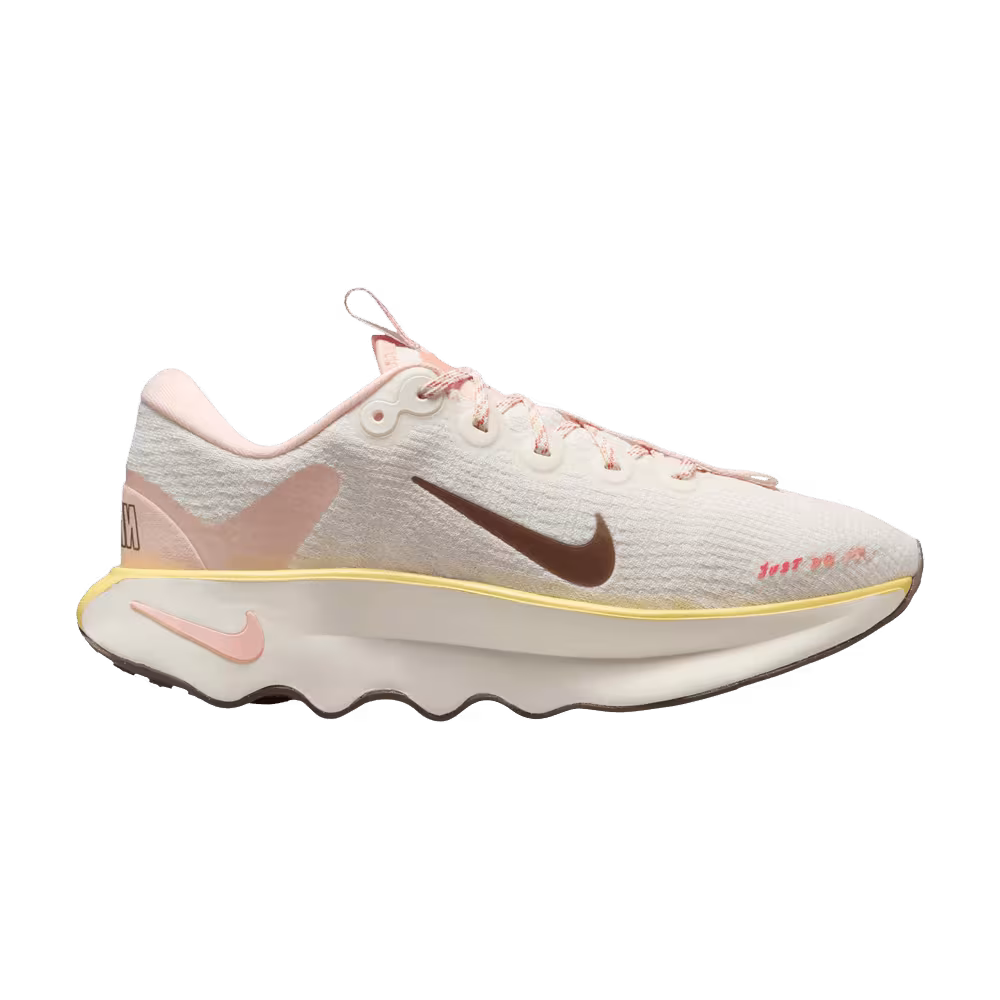 Nike Women's Motiva Sail Washed Coral Brown