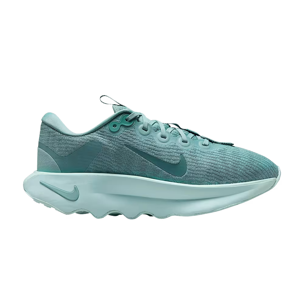 Nike Women's Motiva Cannon