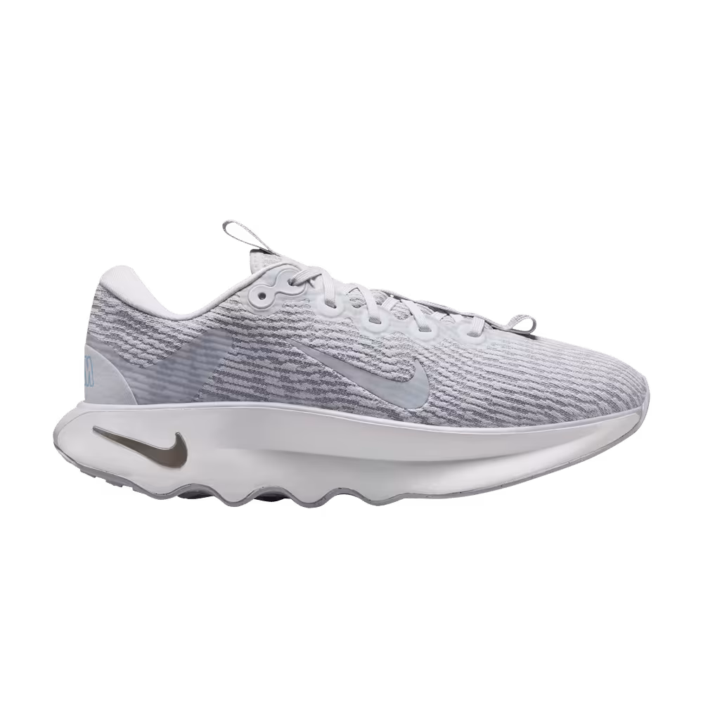 Nike Women's Motiva Photon Dust