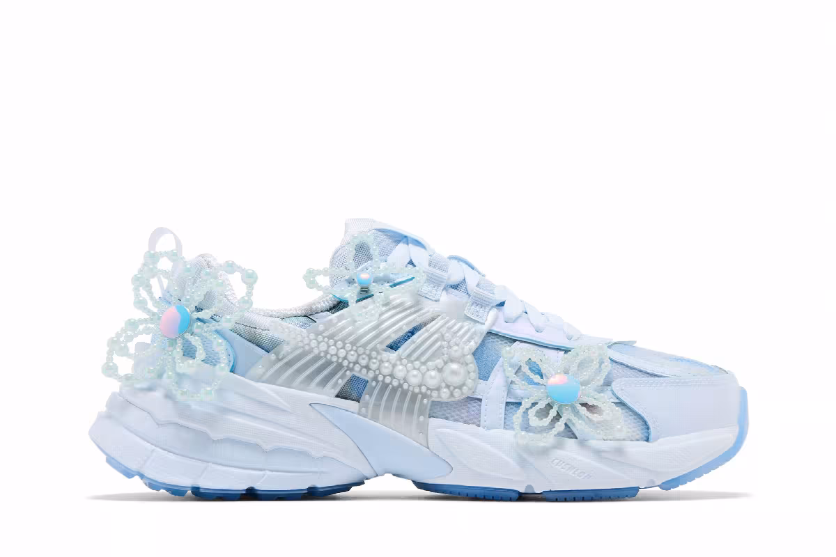 Susan Fang x Nike Women's V2K Run Artist Collection, view 2