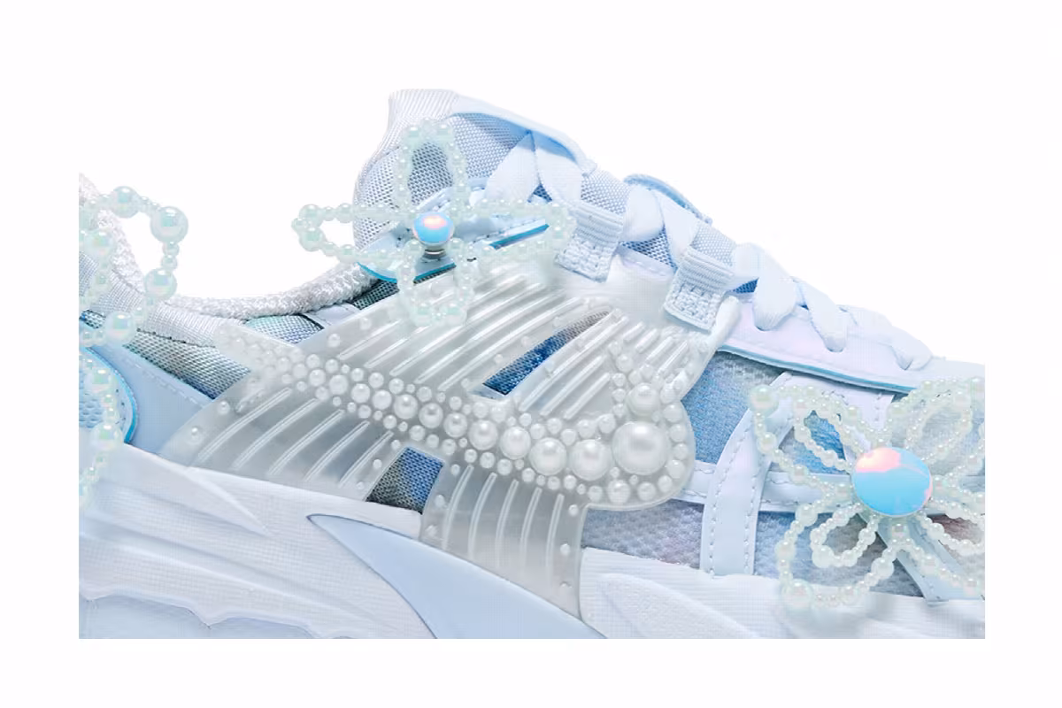 Susan Fang x Nike Women's V2K Run Artist Collection, view 3