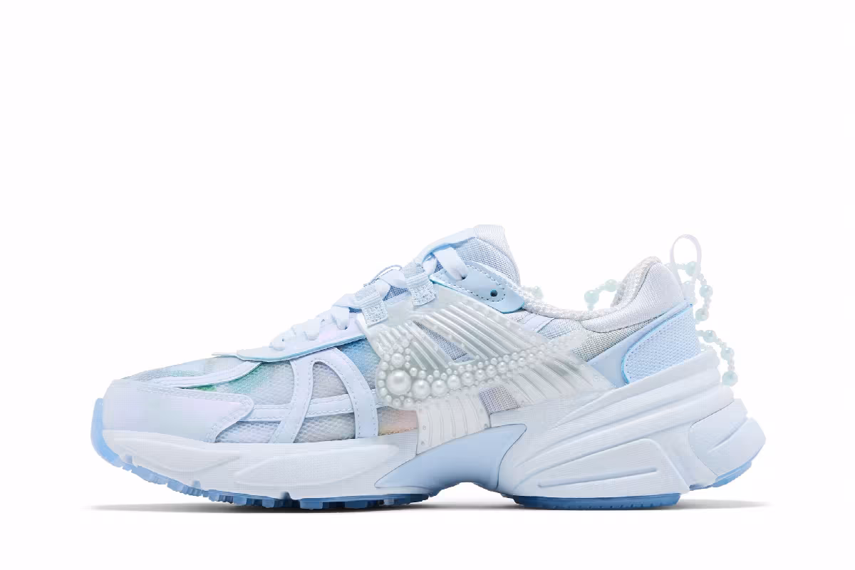 Susan Fang x Nike Women's V2K Run Artist Collection, view 4