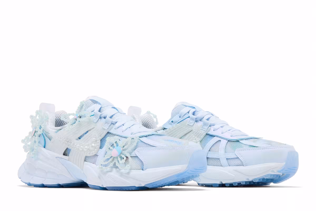 Susan Fang x Nike Women's V2K Run Artist Collection, view 9