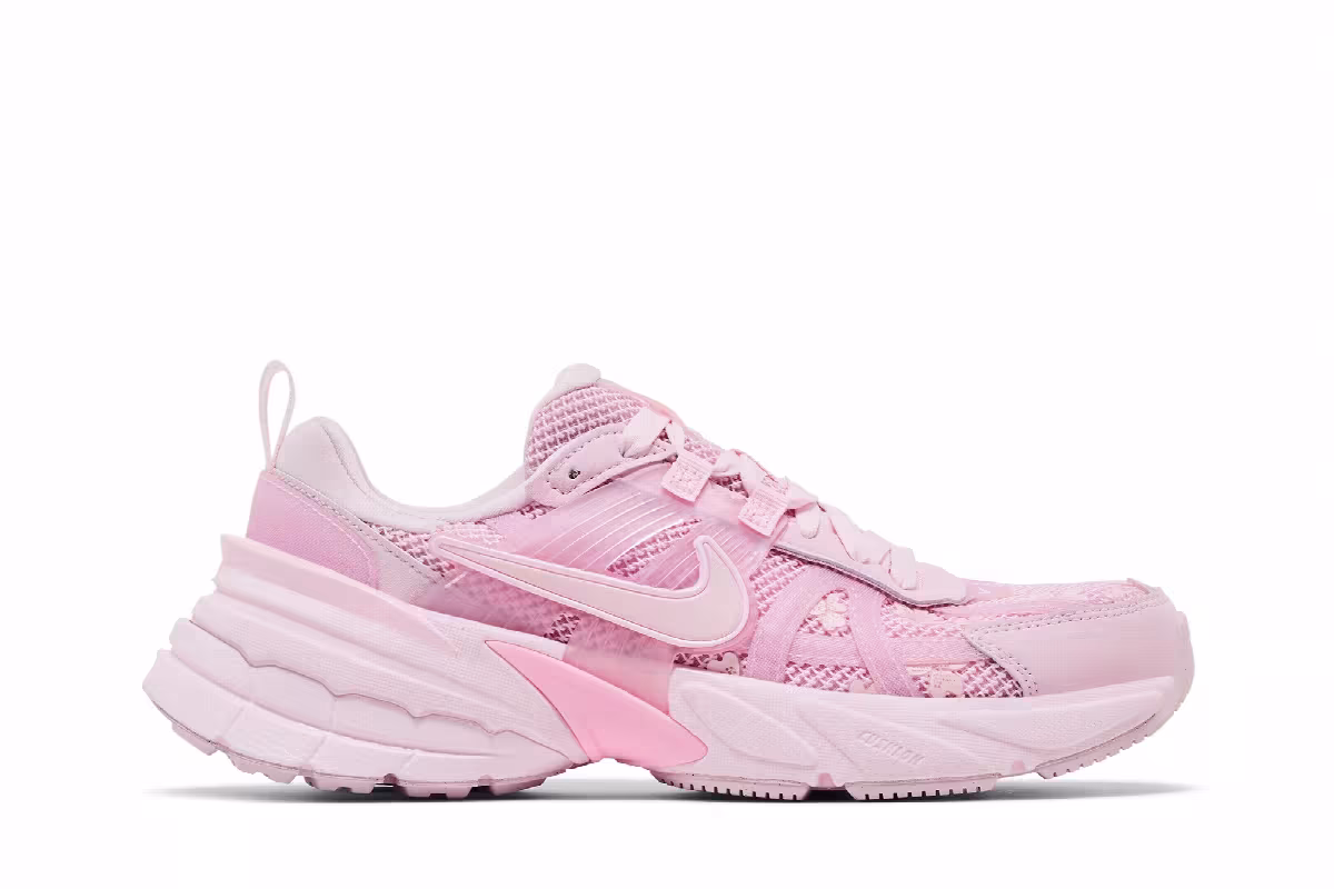Nike Women's V2K Run Summery Florals, view 2