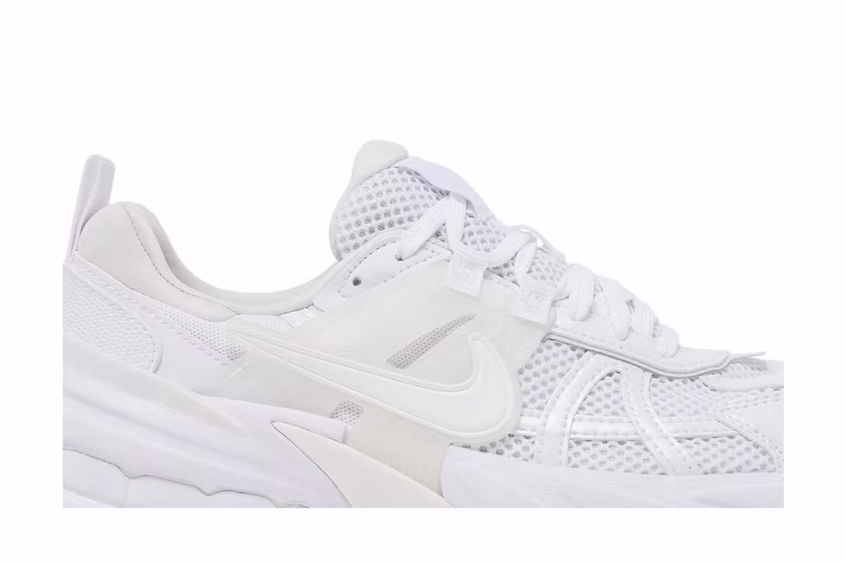 Nike Women's V2K Run Triple White, view 3