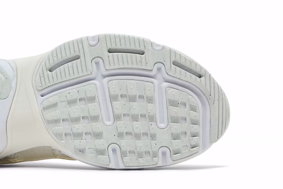 Nike Women's V2K Run Summit White, view 6