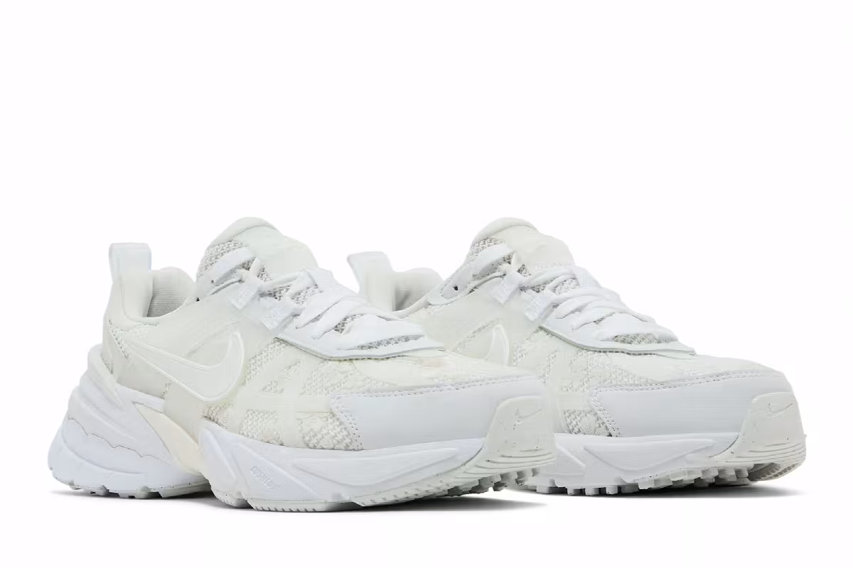 Nike Women's V2K Run Summit White, view 9