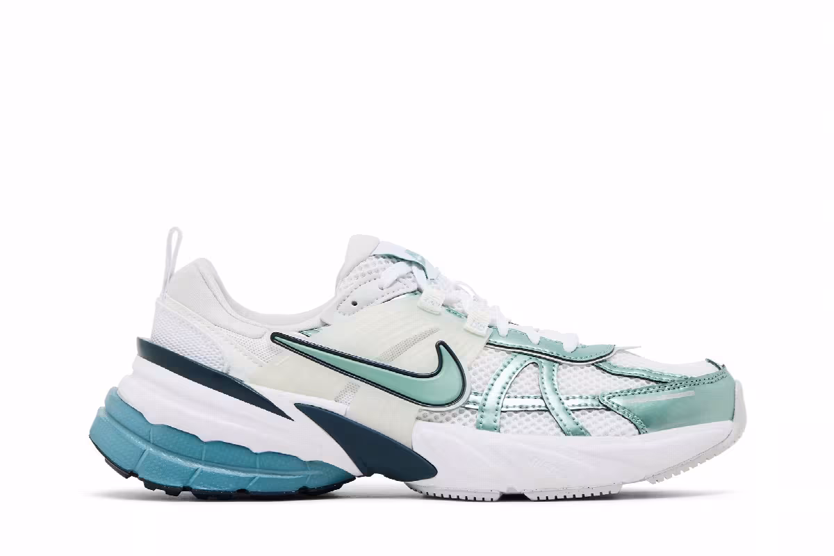 Nike Women's V2K Run Cannon, view 2