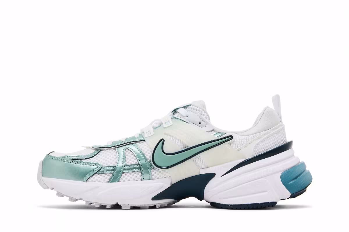 Nike Women's V2K Run Cannon, view 4