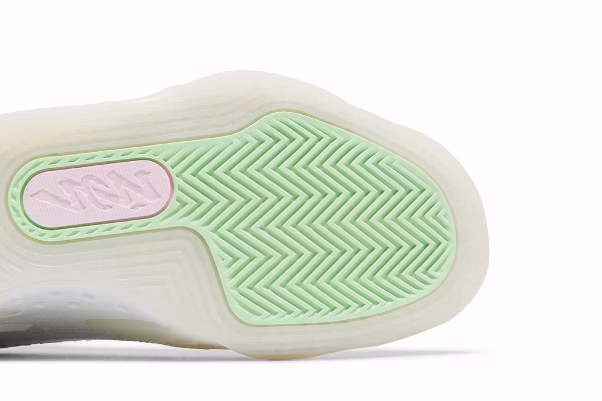 Air Jordan Zion 3 Sanctuary - White, view 6