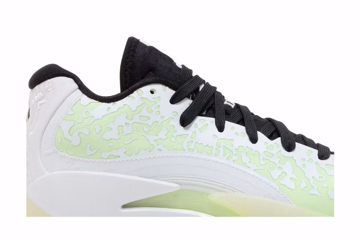 Air Jordan Zion 3 GS No Guts, view 3