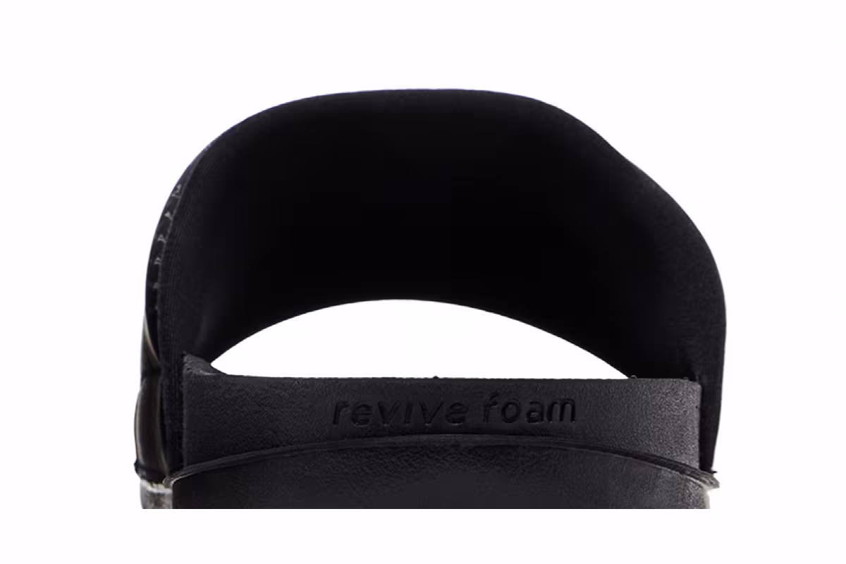 Kobe Bryant x Nike Offcourt Slide Triple Black, view 8