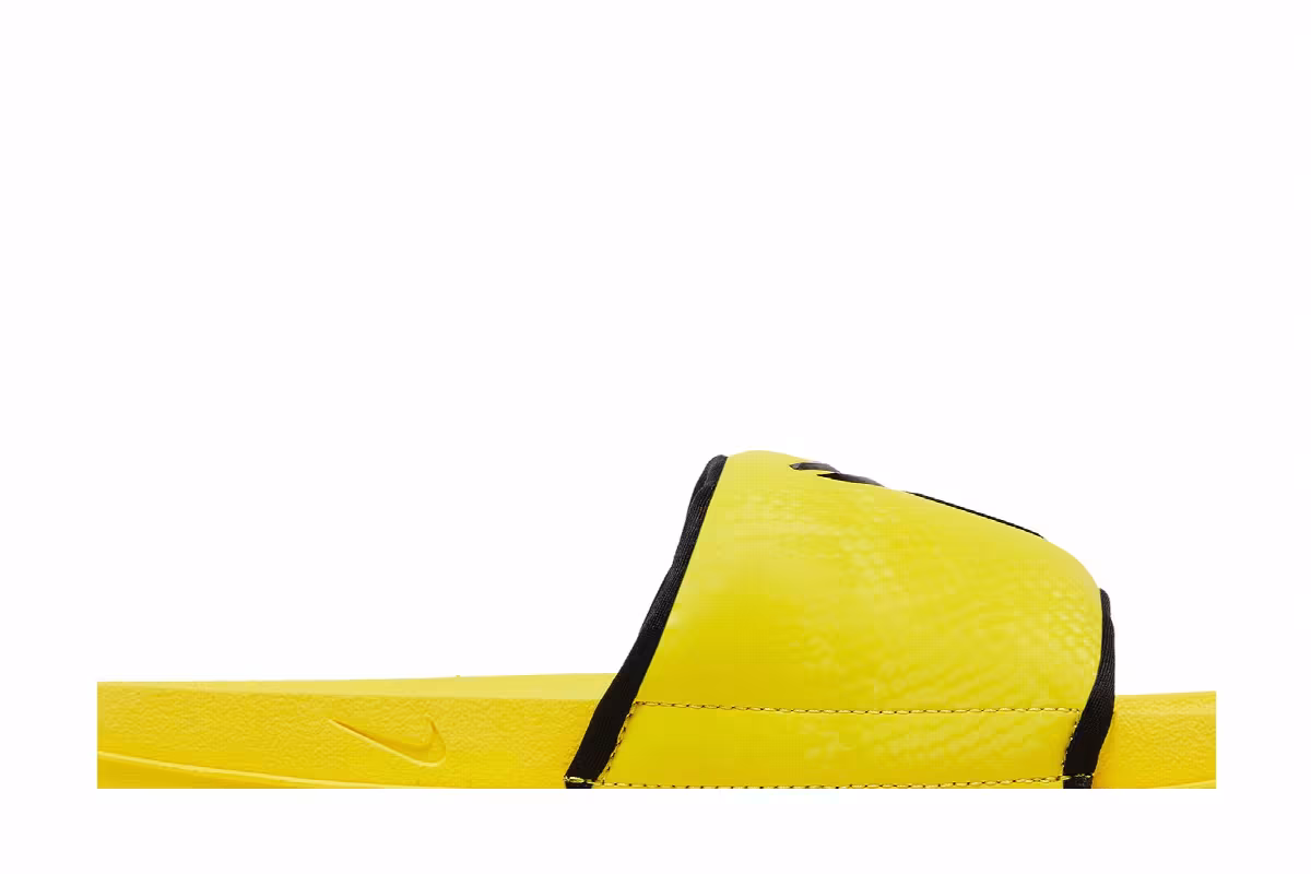 Kobe Bryant x Nike Offcourt Slide Lightning, view 3