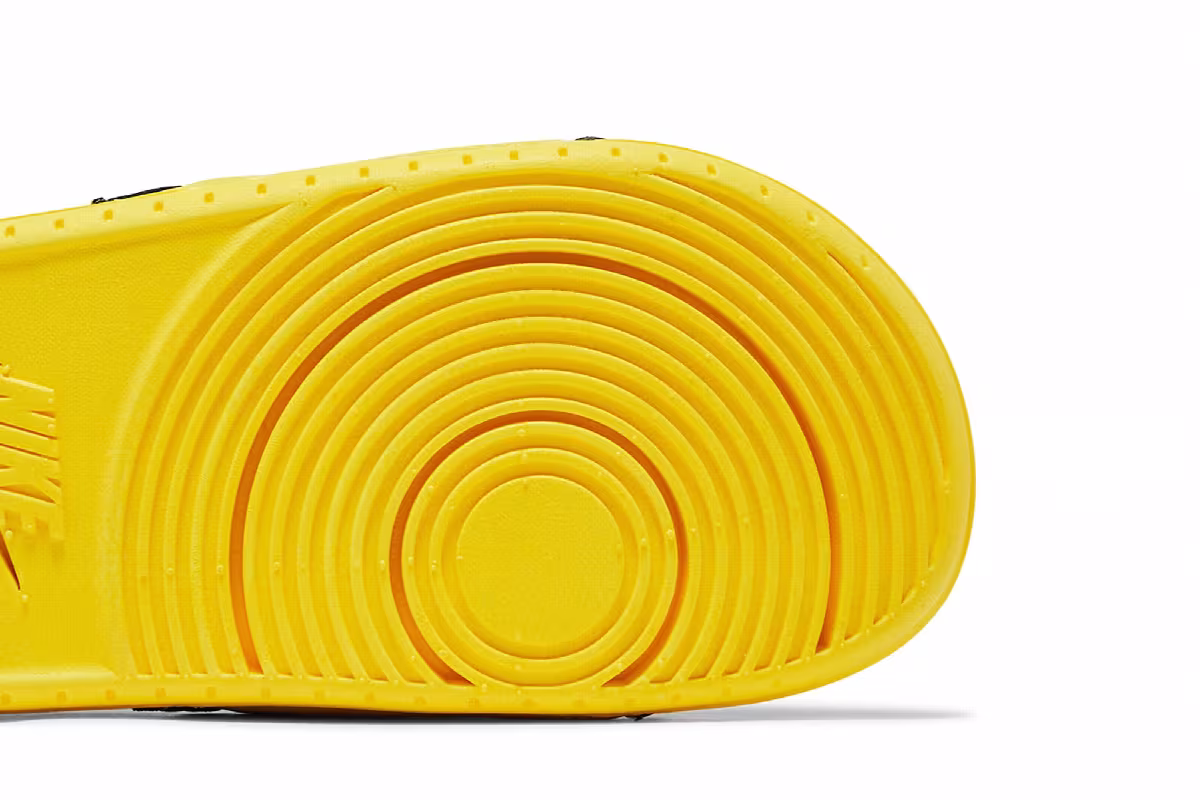 Kobe Bryant x Nike Offcourt Slide Lightning, view 6