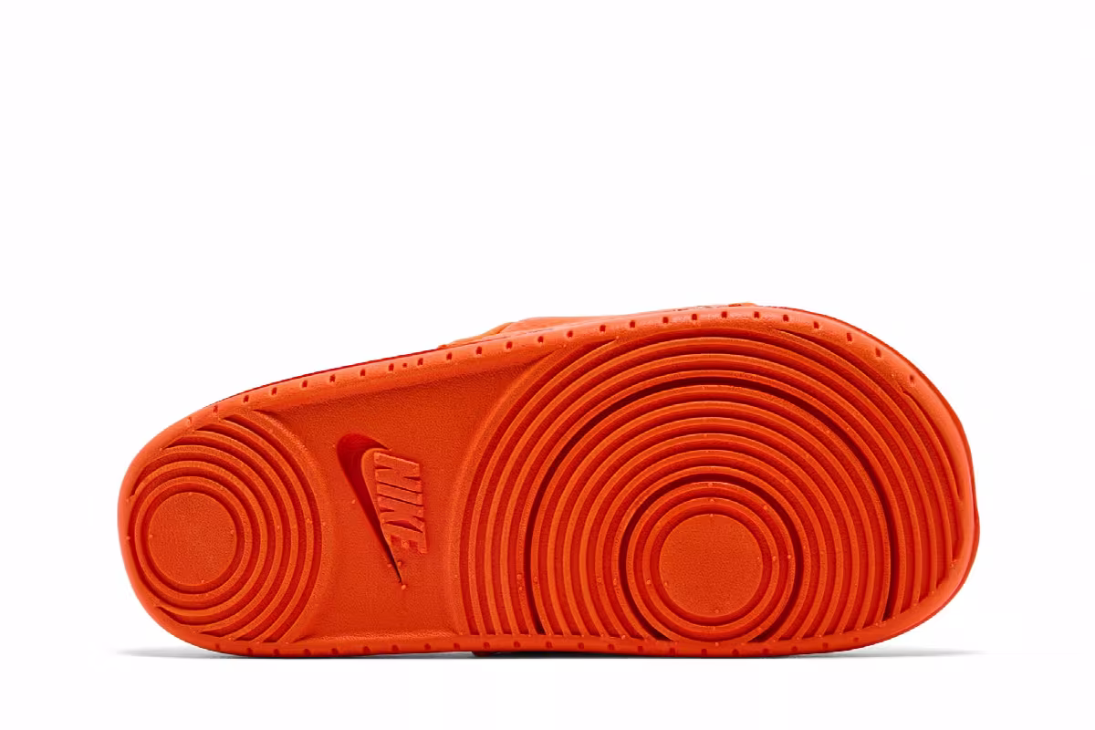 Kobe Bryant x Nike Offcourt Slide Safety Orange, view 5
