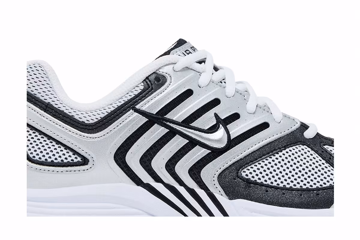 Nike Air Pegasus 2K5 Metallic Silver Black, view 3