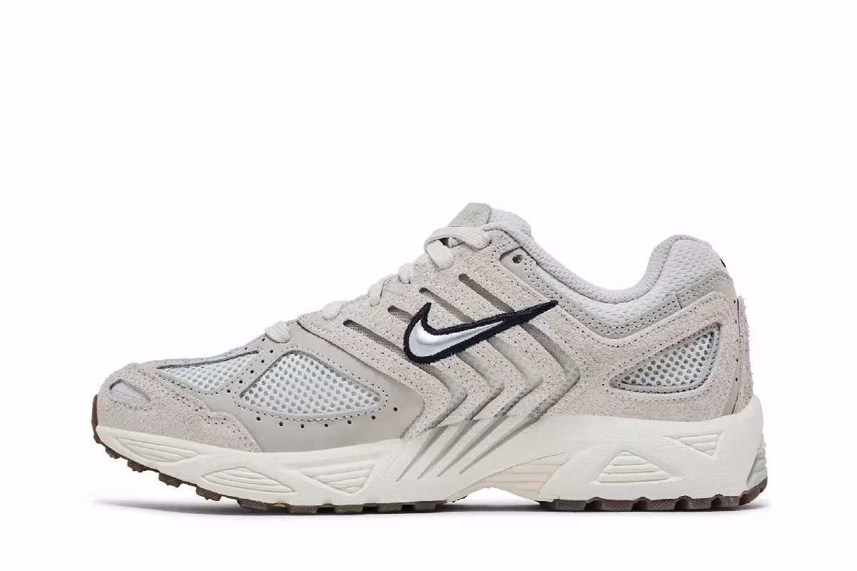Nike Women's Air Pegasus 2K5 Phantom Light Bone, view 4