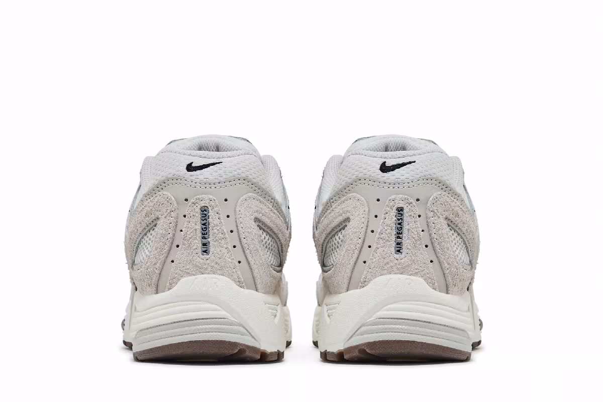 Nike Women's Air Pegasus 2K5 Phantom Light Bone, view 7