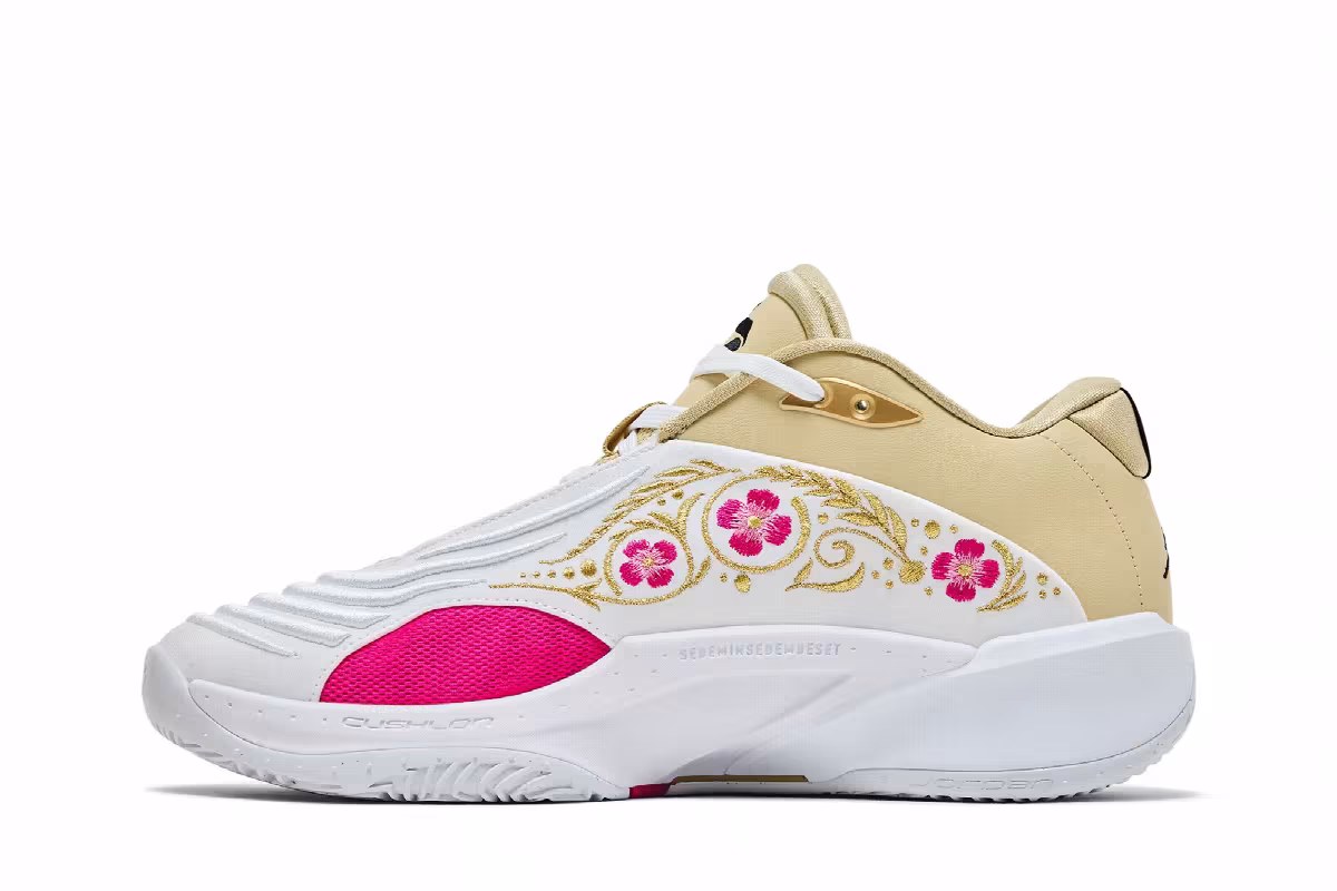 Air Jordan Luka 3 SE El Matador, view 4