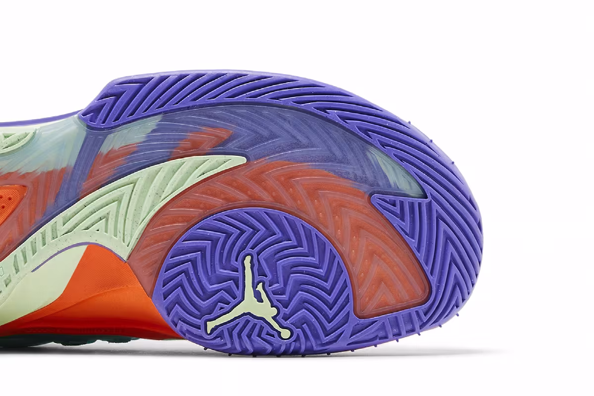 Air Jordan Luka 3 Blurred Vision, view 6