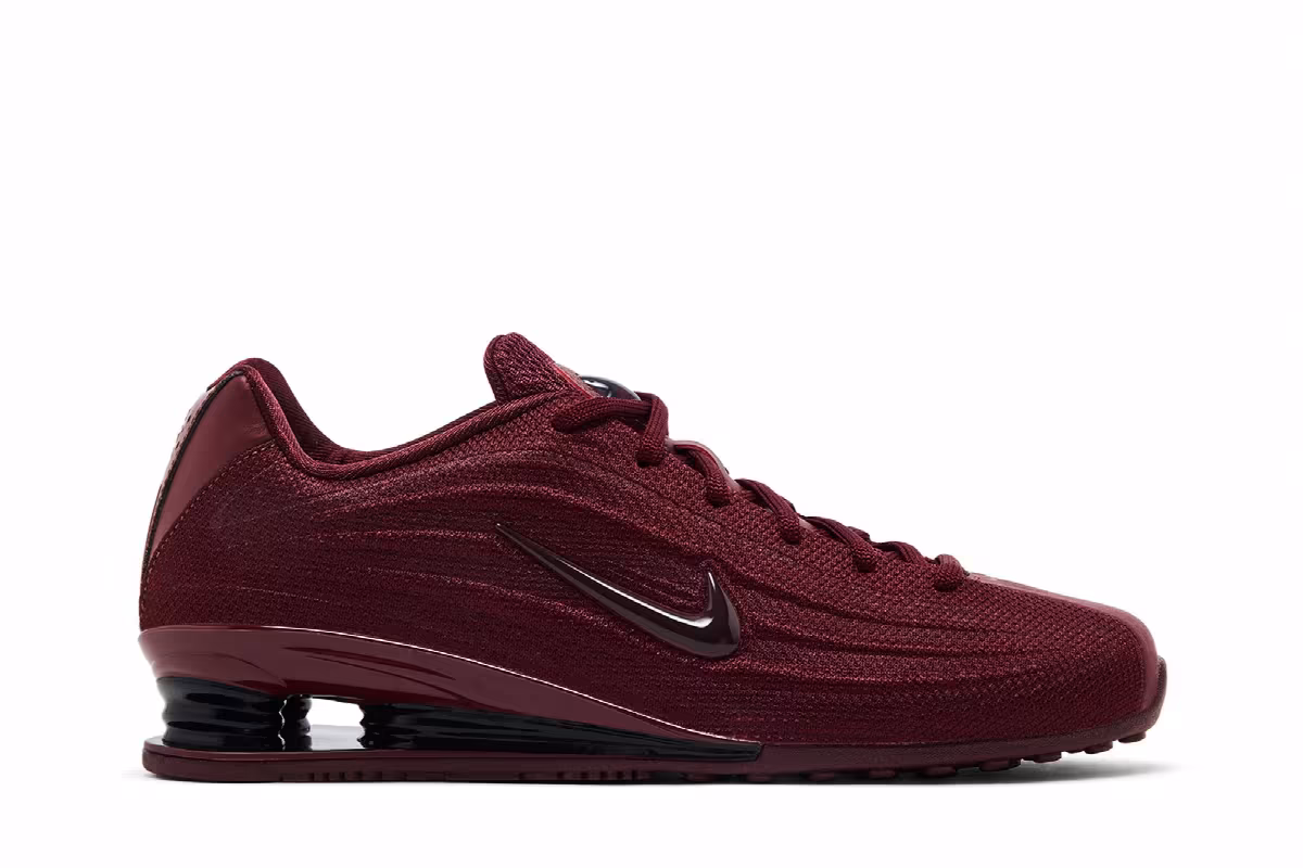 Nike Women's Shox Z Dark Team Red, view 2