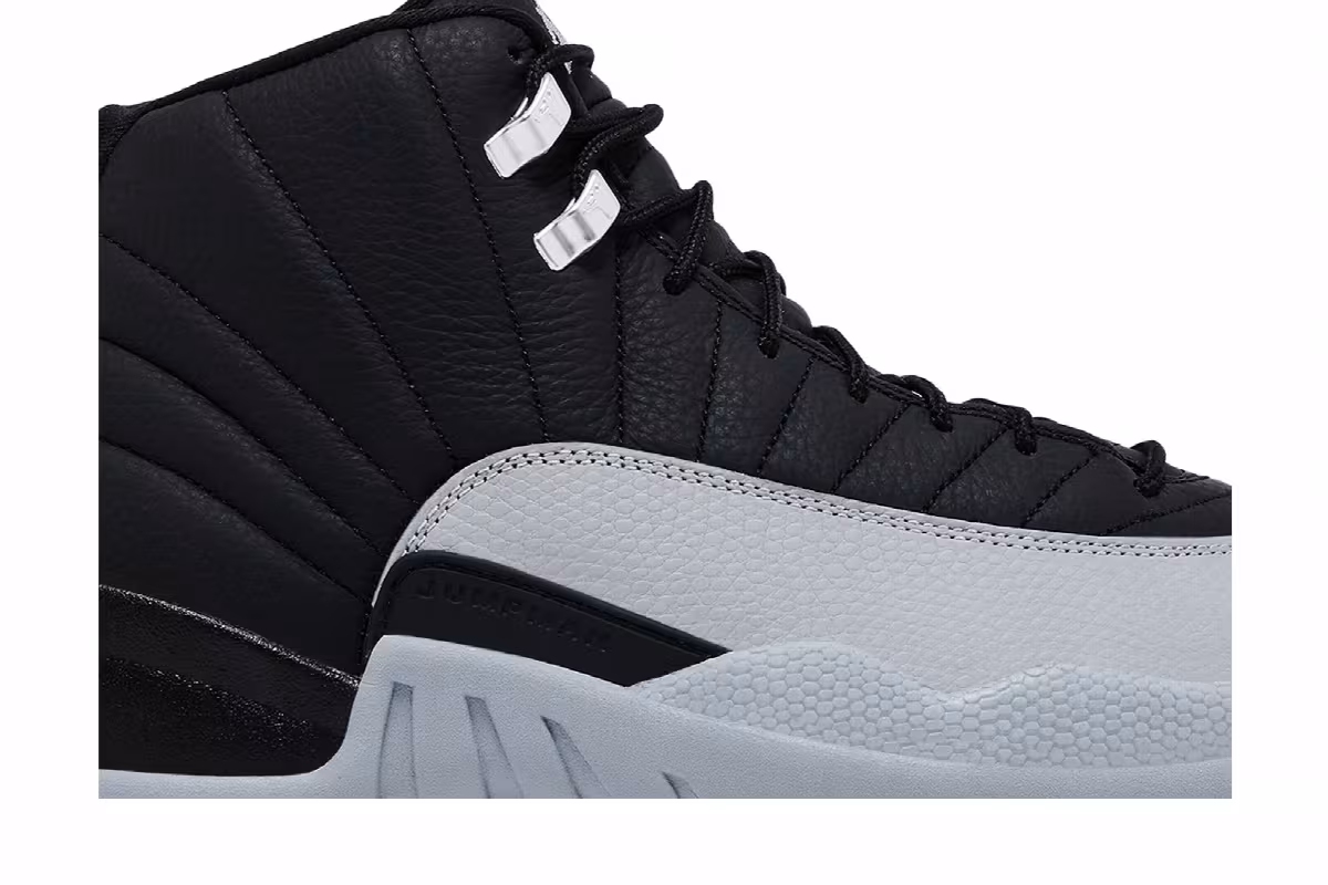 Air Jordan 12 Barons, view 3