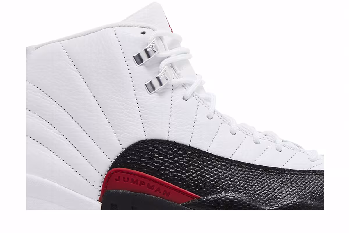 Air Jordan 12 Taxi Flip, view 3