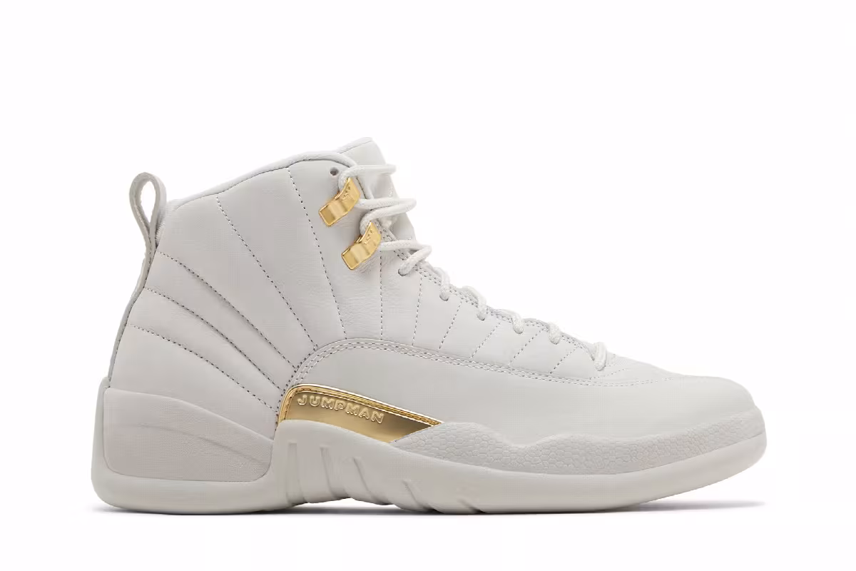 Women's Air Jordan 12 Phantom, view 2