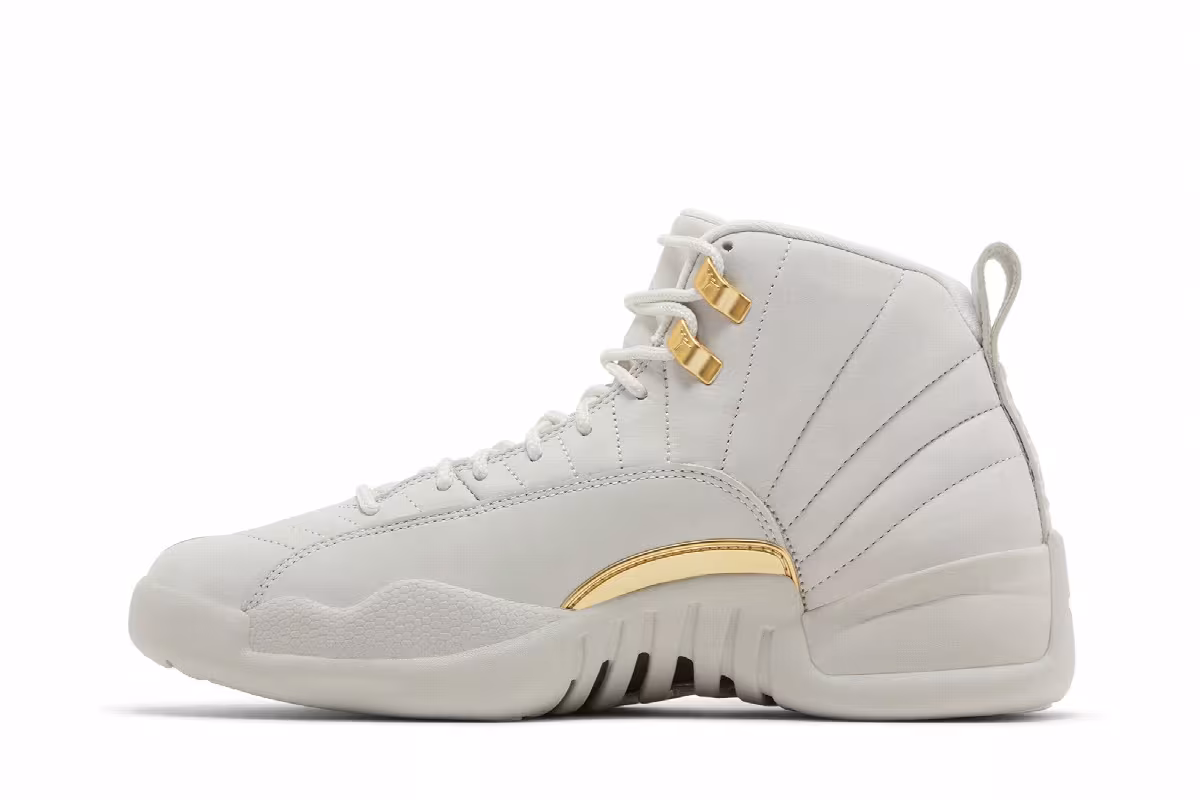Women's Air Jordan 12 Phantom, view 4