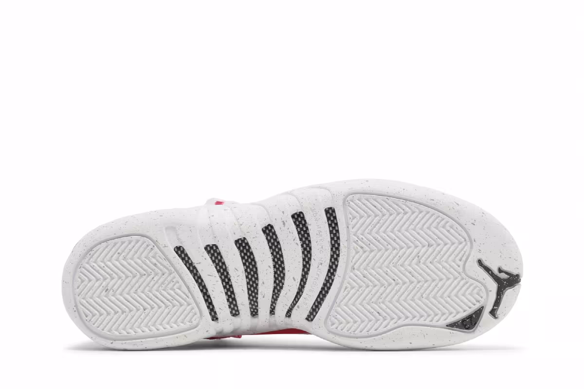 Air Jordan 12 GS White Vapor Green, view 5