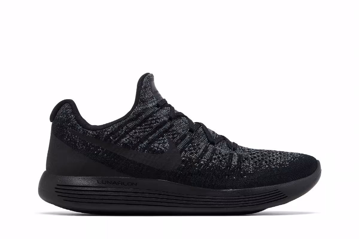 Nike Lunarepic Low Flyknit 2 Black Dark Grey, view 2