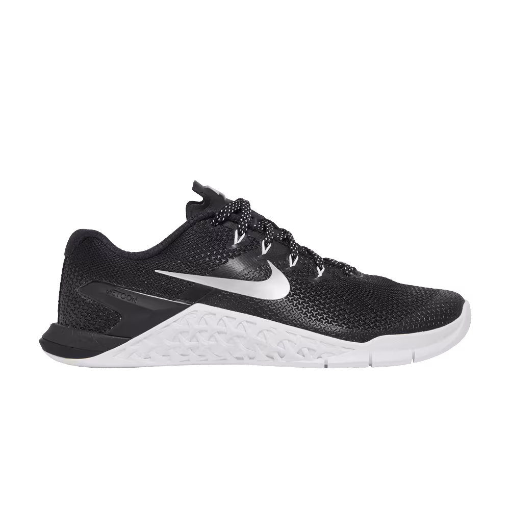 Nike Women's Metcon 4 Black Metallic Silver